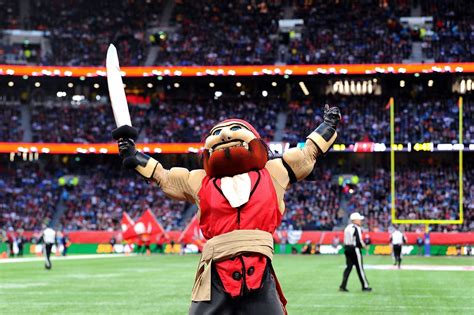 Who Is Tampa Bay Buccaneers Mascot Captain Fear?