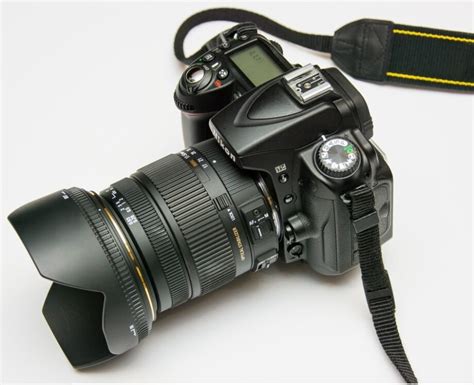 Features, types and advantages of digital camera. - Know Computing