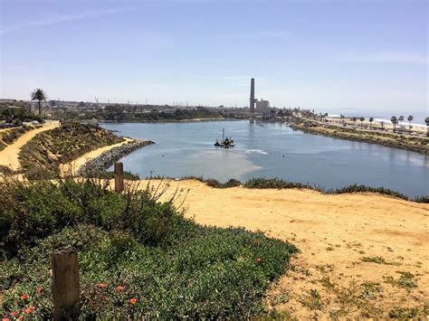 Hubbs Trail Tour at Agua Hedionda Lagoon – San Diego Beach Secrets