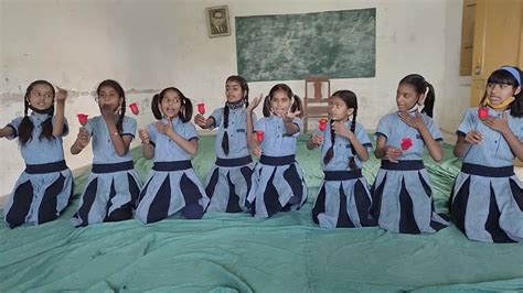 pushp ki abhilasha poem dance by little girls Prayas School Dhundharka - YouTube