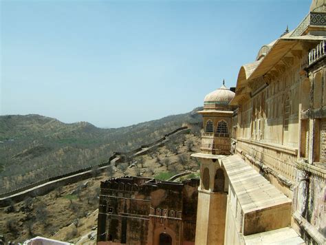 Asisbiz Rajasthan Jaipur Amber Fort panoramic views India Apr 2004 04