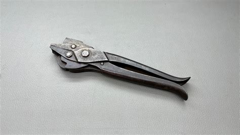 W Schollhorn Bernard Patent 9" Pliers - Tool Exchange