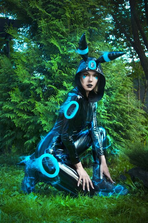 My umbreon Pokémon cosplay [self] : r/cosplay