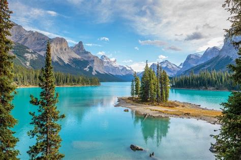 20 Best National Parks in Canada - Road Affair