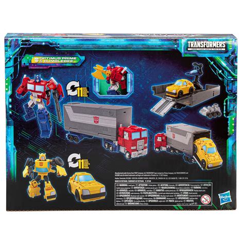 Transformers Optimus Prime & Bumblebee Take a Road Trip with Hasbro