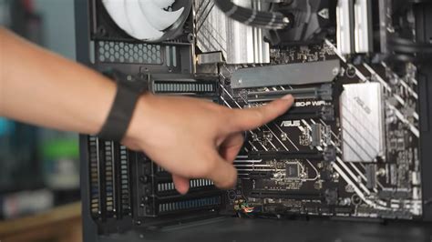 How to Install the 4090 GPU in your New Skytech PC
