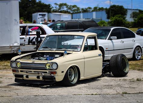 Photo I took of an insanely clean Datsun 521 I saw at a drift track near me. : r/Stance