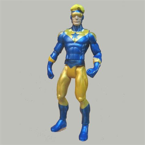 1:18 Action Figure Details - Booster Gold