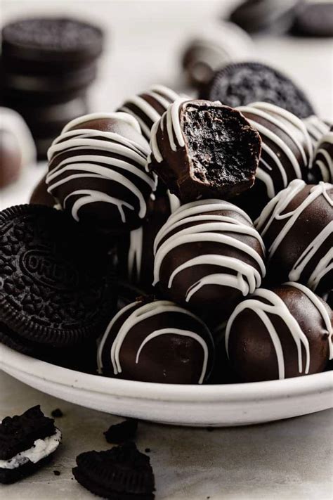 Oreo Truffles - Brown Eyed Baker