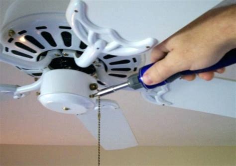 How to Install a Hunter Ceiling Fan Light Kit - Hunter Ceiling Fans, Hunter Ceiling Fan Parts