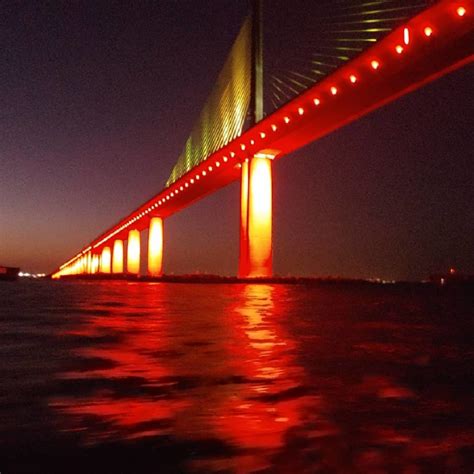 The Sunshine SKYWAY Bridge at Night | Midwest Beach Bums