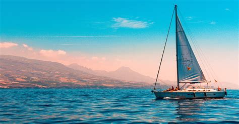 How To Buy A Beginner Sailboat | Life of Sailing