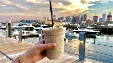 3 must-try rooftop bars in Boston - Axios Boston