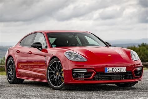 PORSCHE Panamera GTS (971) Specs & Photos - 2020, 2021, 2022, 2023 ...