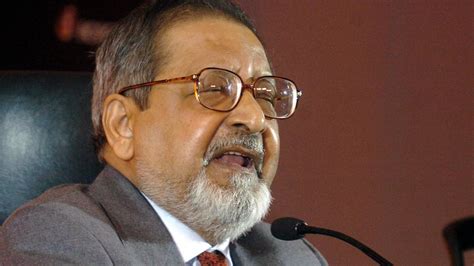 Nobel Prize-Winning Novelist V.S. Naipaul Dies at 85: Report | KTLA