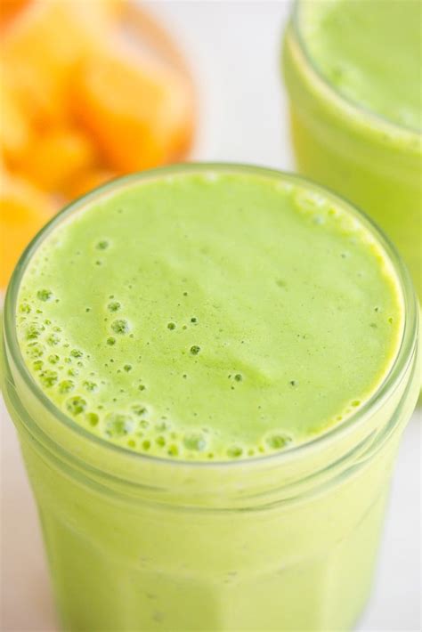 The Best Vegan Green Smoothie - Nora Cooks