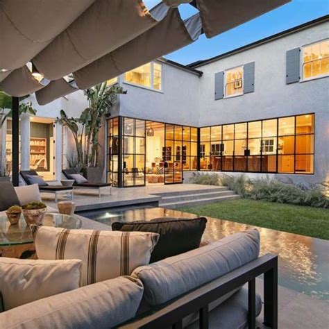 Justin And Hailey Bieber Sell Their Beverly Hills Home For $11.9 million