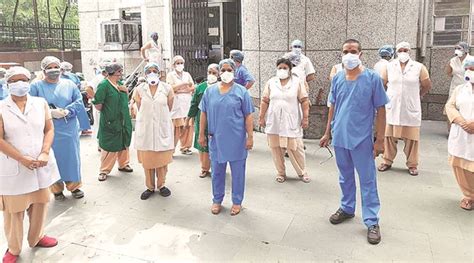 Delhi: Kasturba Hospital nurses call off strike over delayed salaries ...