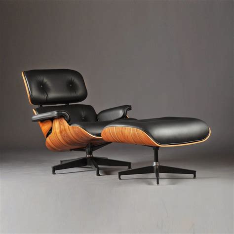 EAMES Eames Lounge Chair | moderndesign.org | Eames lounge chair, Eames ...