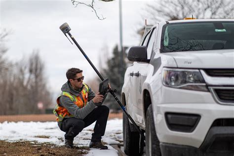 Trimble announces calibration-free tilt compensation for their flagship GNSS rover - Geospatial ...