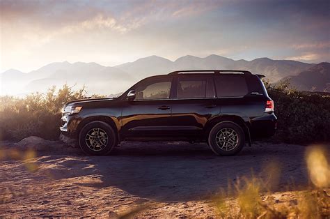 2020 Toyota Land Cruiser Heritage Edition Is One Shade Away from Pitch ...