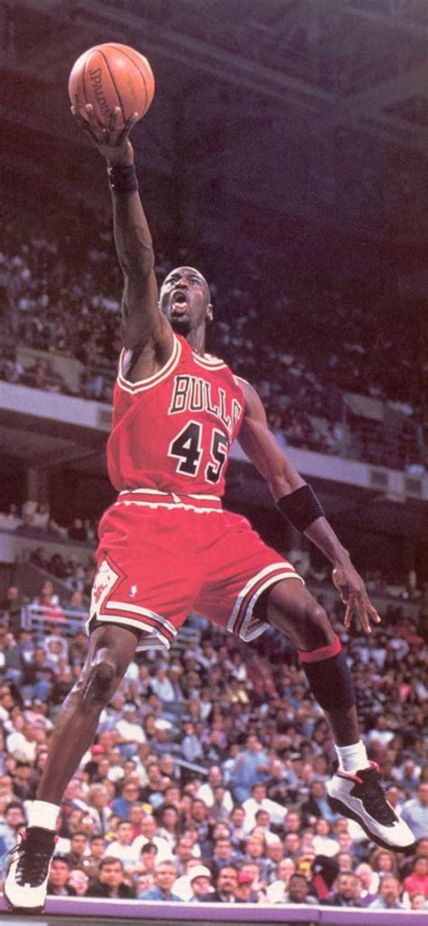 Flashback: Michael Jordan Wearing | Michael jordan, Michael jordan chicago bulls, Air jordans