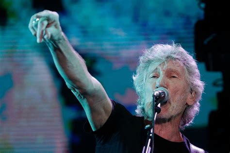 Roger Waters Calls For UK Pink Floyd Cover Band To Cancel Israel Shows - I24news