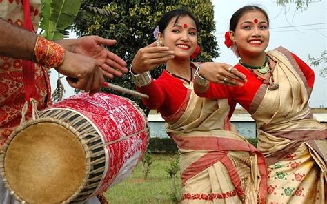 Bihu Dance: Assam Most Popular Classical and Folk Dance | Utsavpedia