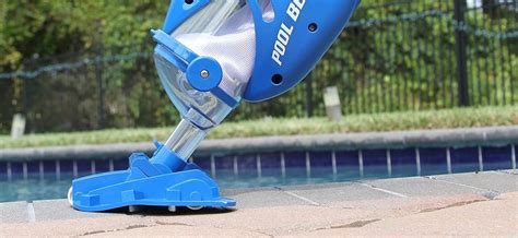 The Best Manual Pool Cleaners for 2022: Buying Guide | HouseholdMe