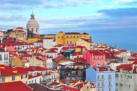 Lisbon's Alfama Walking Tour - Trips for 20-somethings to Europe's Top Destinations