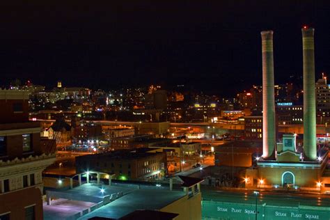 A look southeast past the Steam Plant Square, Spokane, Washington ...