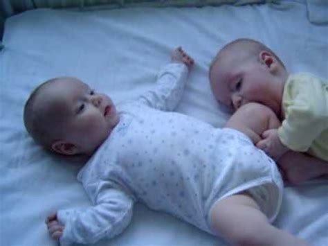 twin funny babies 1 - YouTube