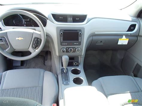 2014 Chevrolet Traverse LS Dashboard Photos | GTCarLot.com