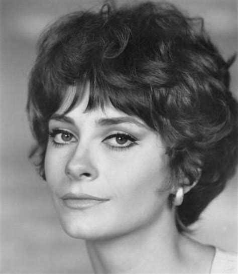 Elizabeth Ashley. I used to love her in Evening Shade (crazy Aunt Frieda). | Tony winners ...