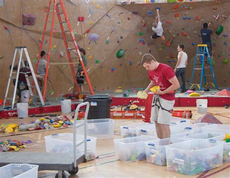 6-climbing-wall | WSU Insider | Washington State University