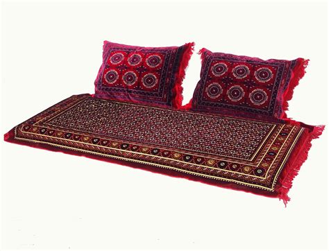 Afghan toshak seating mattress | Orientalische sitzecke, Orient, Kissen