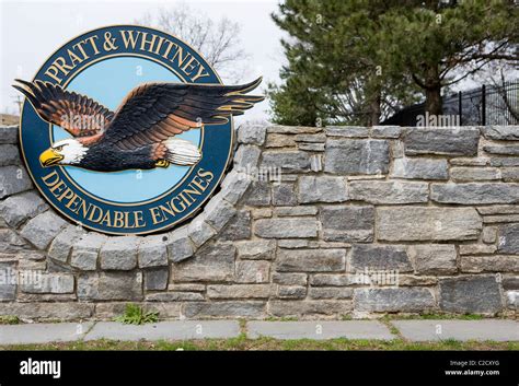 Pratt whitney logo hi-res stock photography and images - Alamy