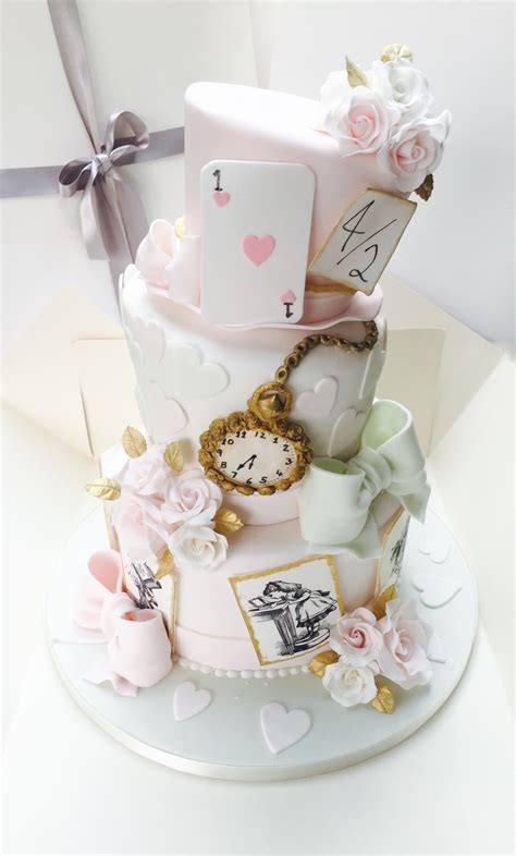 Alice in Wonderland Cakes! - Hall of Cakes