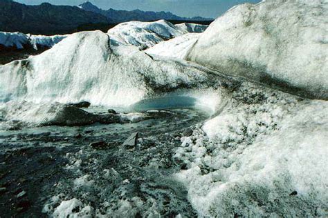 Matanuska Glacier – Alaska Hike Search