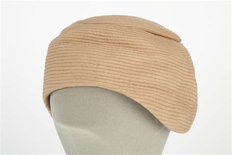 F2041 | Hat. Women’s. 1960s (?) Small, brimless. Light brown… | Flickr