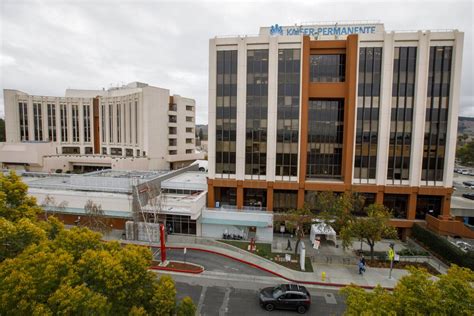 San Jose hospital fined as COVID-19 outbreak grows - Los Angeles Times