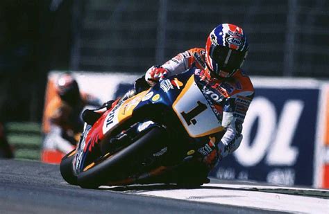 Mick Doohan in action at Imola in 1998. | MotoGP 2006 | Crash.Net | Motard