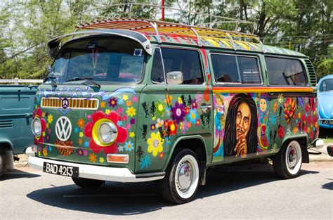 Hippie Volkswagen Van jigsaw puzzle in Cars & Bikes puzzles on TheJigsawPuzzles.com