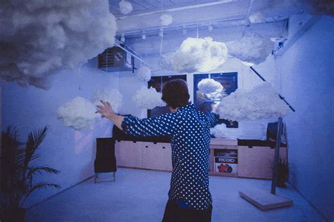 Lampe nuage: elle crée un gros orage dans votre chambre, et c'est la chose la plus cool que vous ...