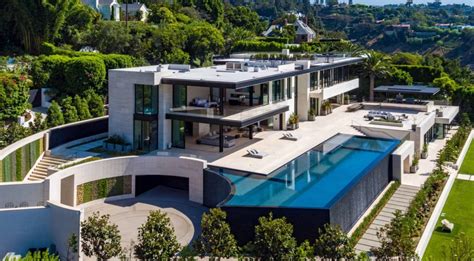 Dramatic Greatest Modern Mansion in Los Angeles by Paul McClean