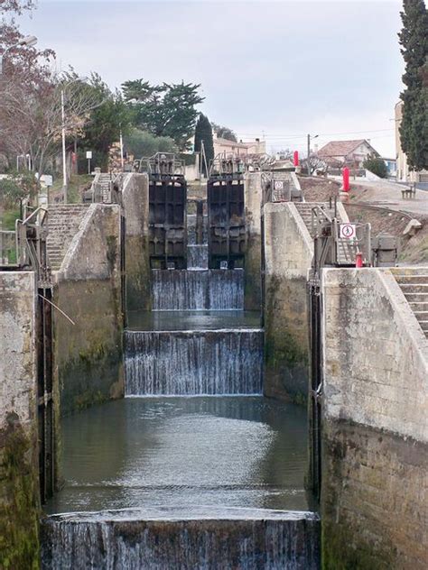 The nine locks of the Canal du Midi at Beziers | Canal du midi, Holidays france, France travel