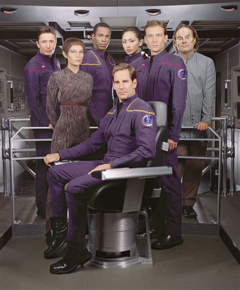 Star Trek – Enterprise – High Resolution Crew Picture | MyConfinedSpace