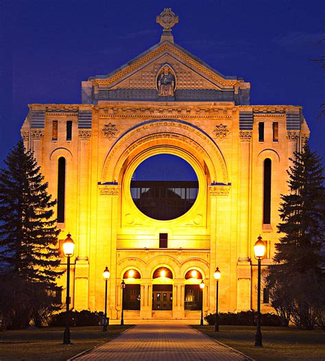 St. Boniface Cathedral-Basilica, Winnipeg, Manitoba http://tourismeriel.com/en (Image courtesy ...