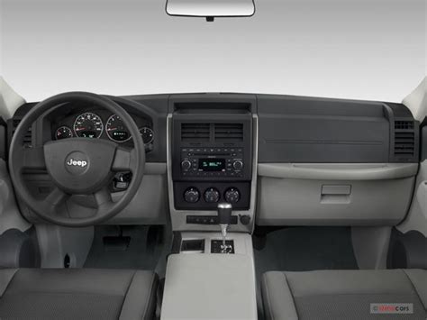 2012 Jeep Liberty Interior | U.S. News & World Report