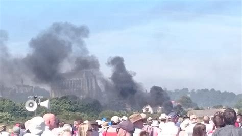 7 DEAD as HAWKER HUNTER CRASHES INTO MAIN ROAD AT AIRSHOW - DA.C